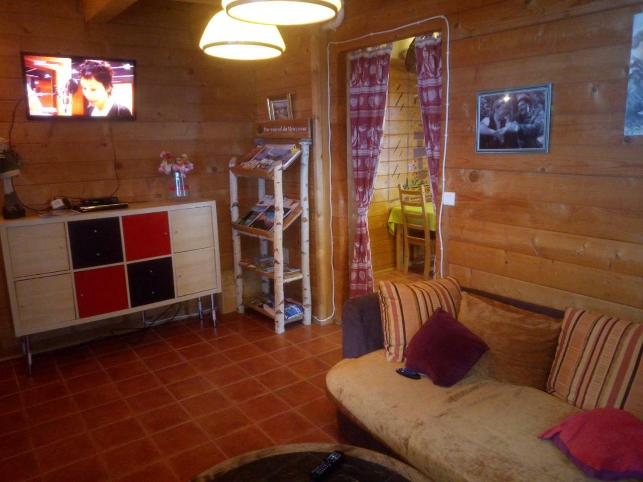 Hotel Le Chalet Des Buisses Roubion Exterior foto
